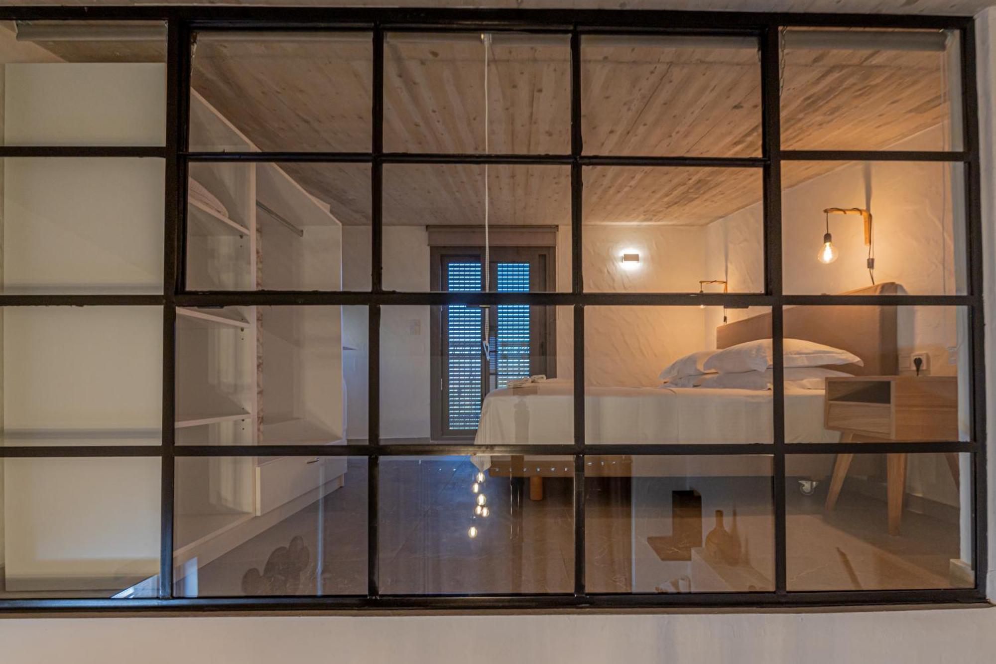 Irissa Suites Paralia Irion Quarto foto